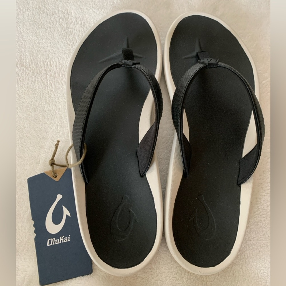 Olukai Pi’oe Women’s Flip Flop Sandals Black/Dark Shadow Size 9